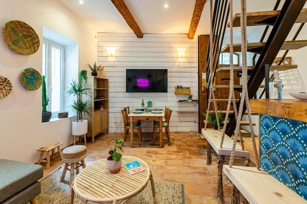 Ciotat Colada Beau Duplex Atypique A 50 M Du Port Classe 3 Etoiles La Ciotat Kültér fotó
